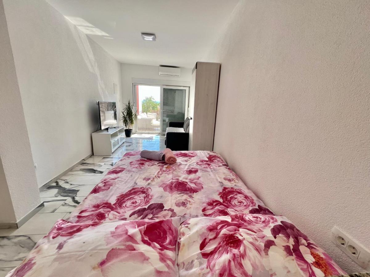 Apartmani Ana Dramalj Exterior foto